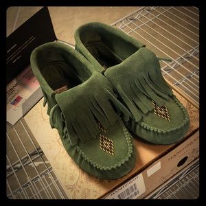 Manitobah Suede Paddler in Moss with Vibram sole